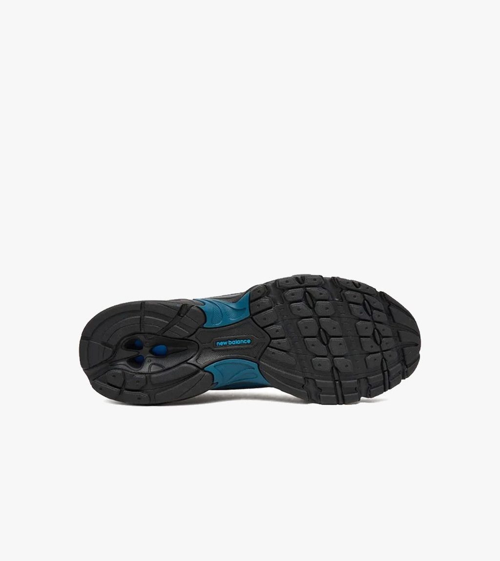 Sininen NEW BALANCE 740
