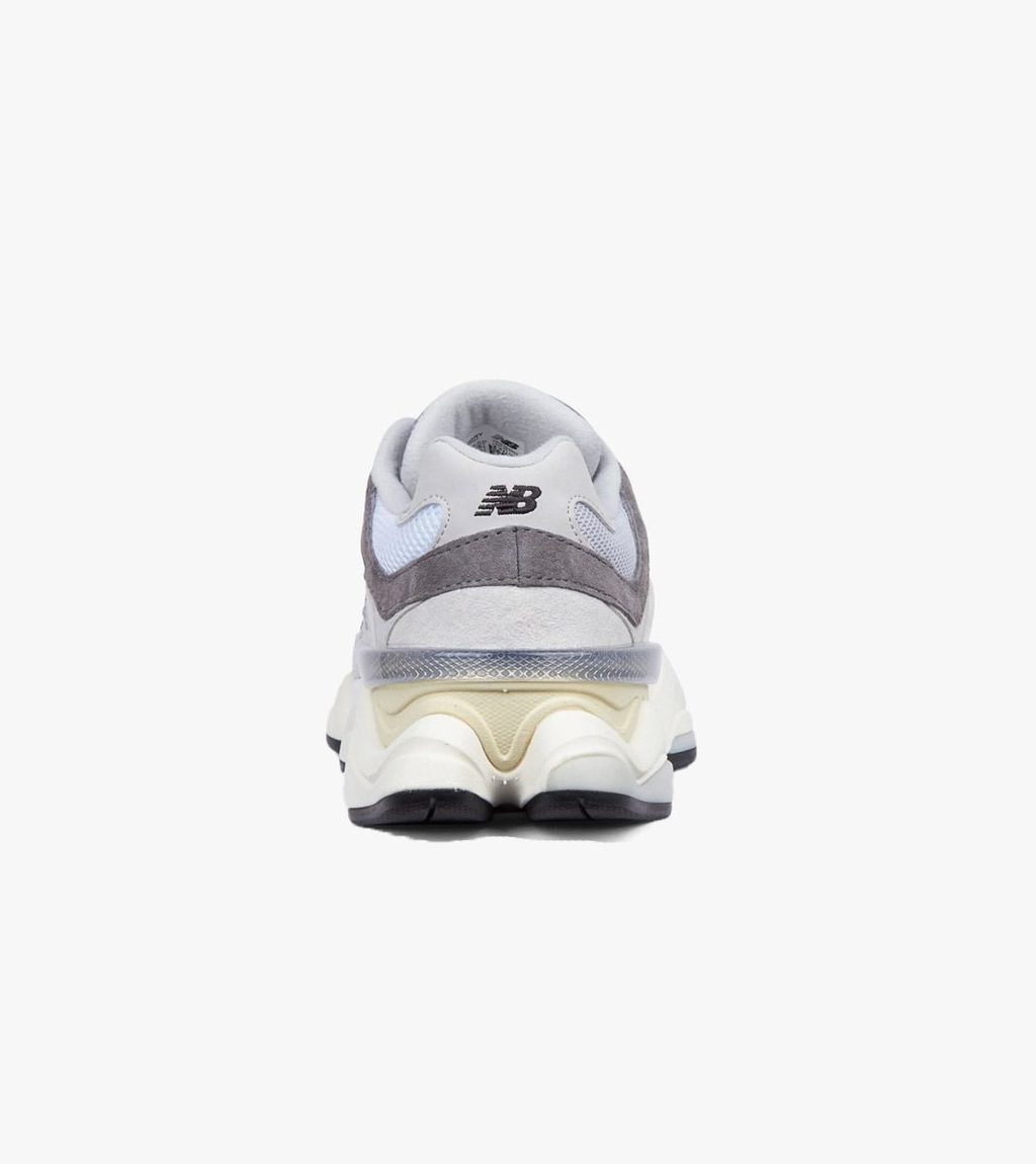 Grey NEW BALANCE 9060