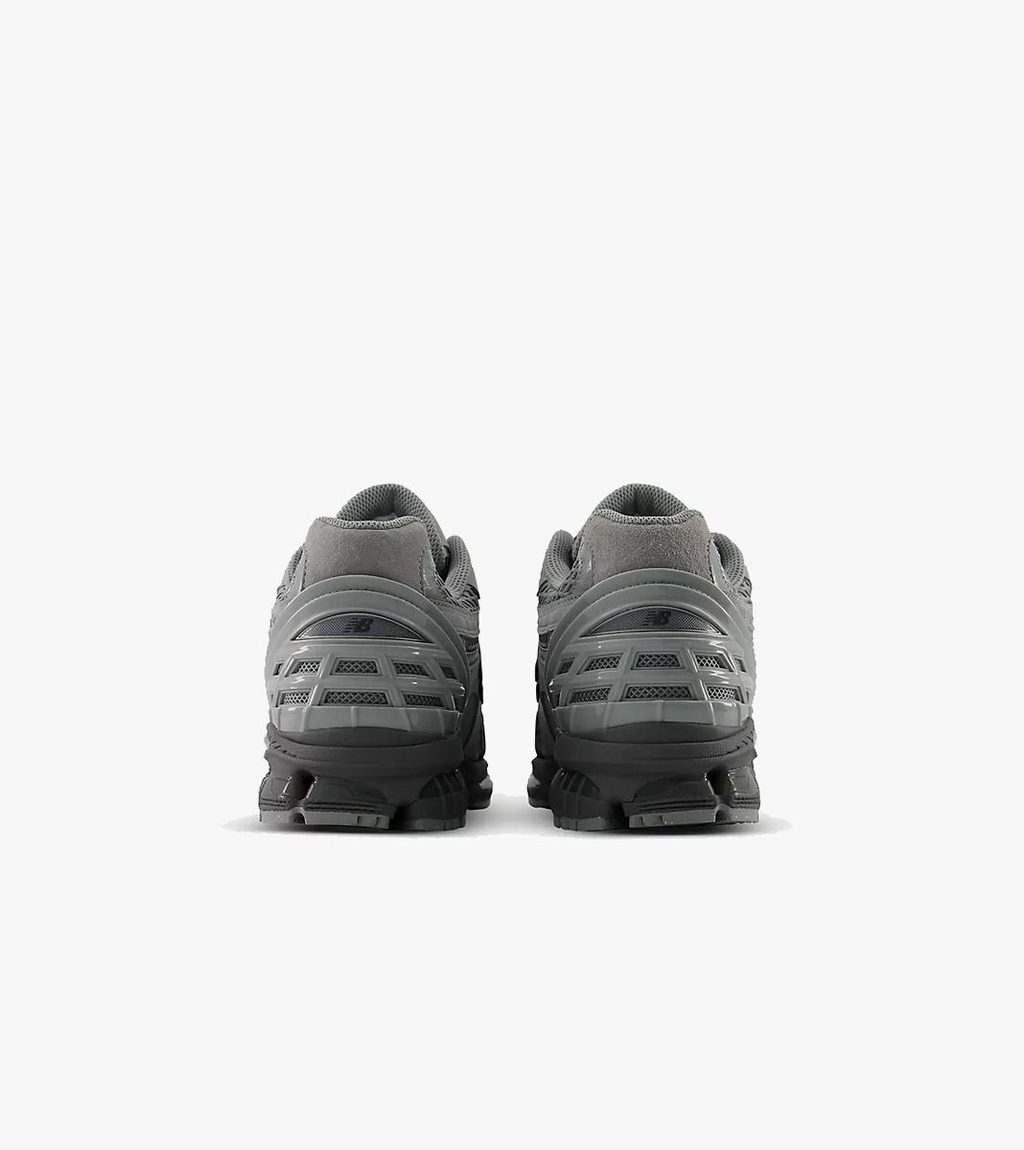 Pilka New balance abzorb 1954r