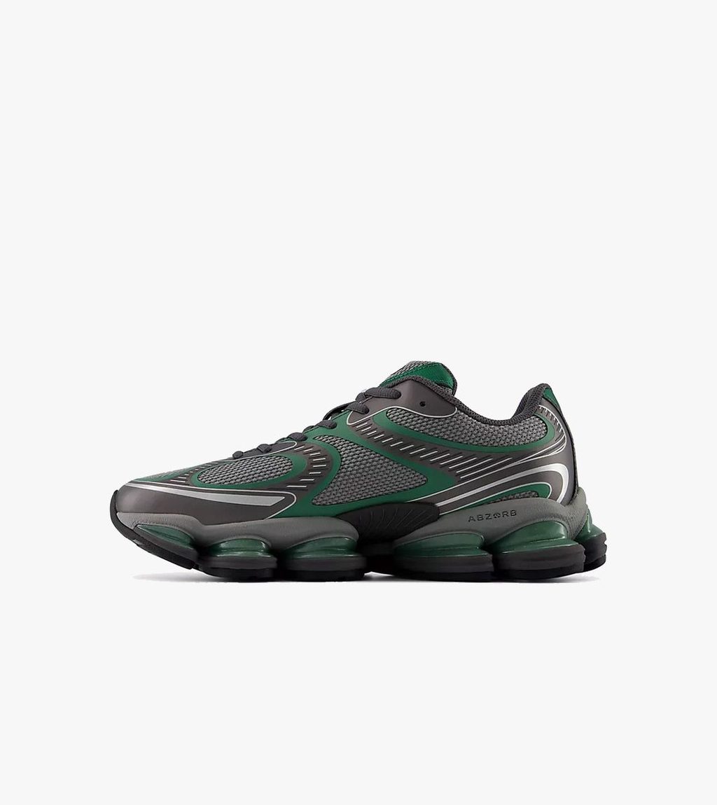 Hall New balance abzorb 2000
