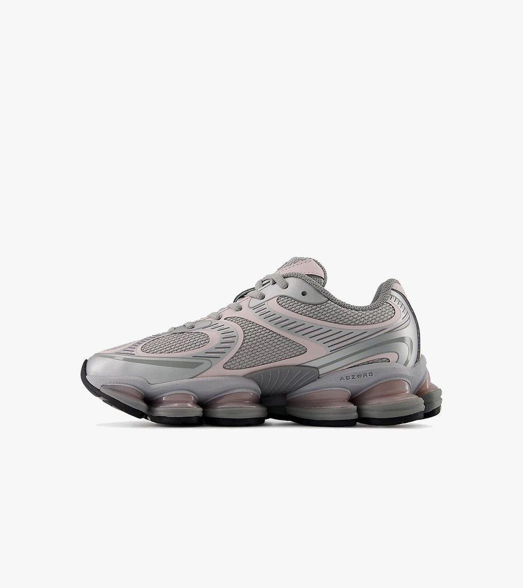 Hall New balance abzorb 2000