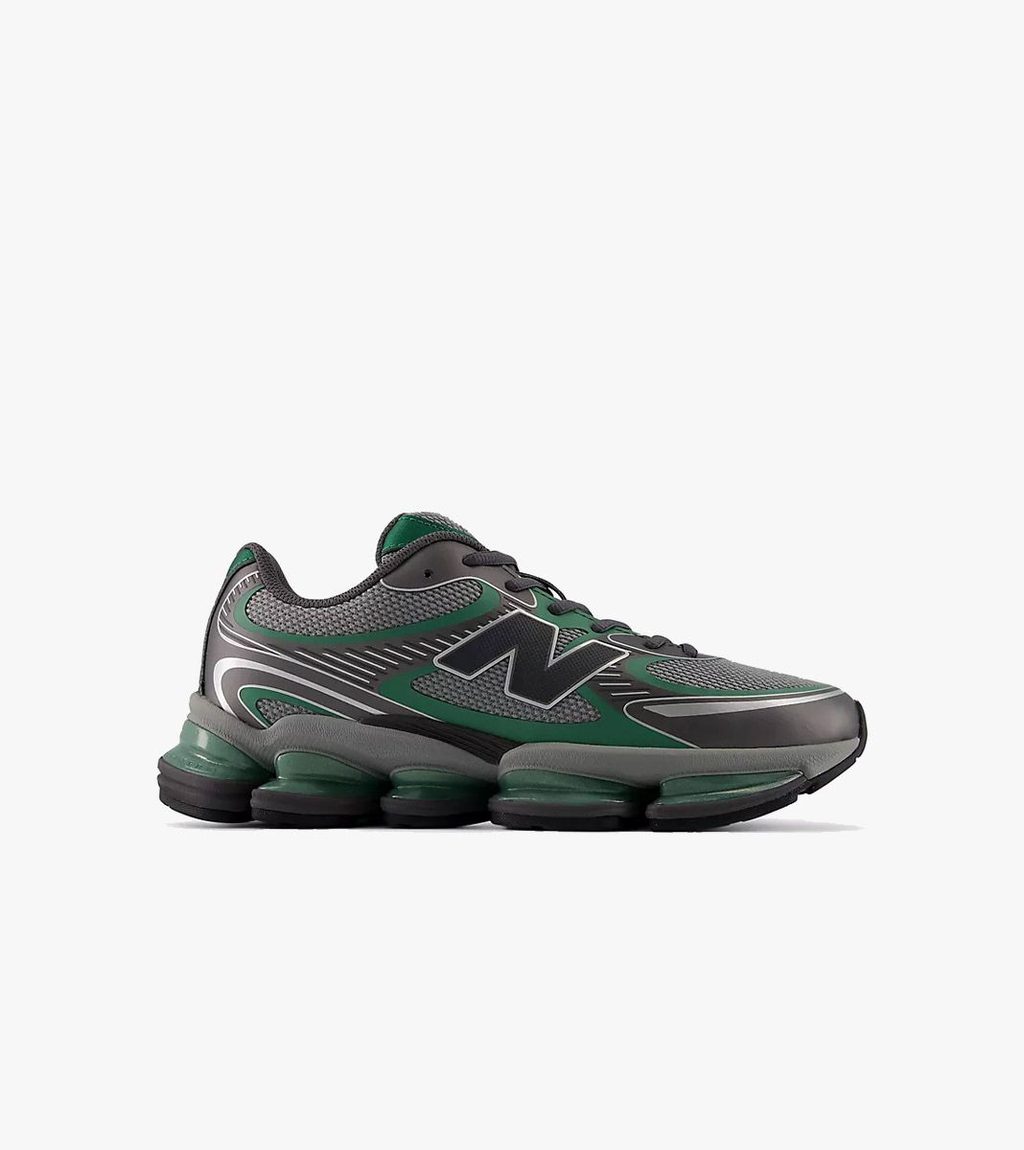 Hall New balance abzorb 2000