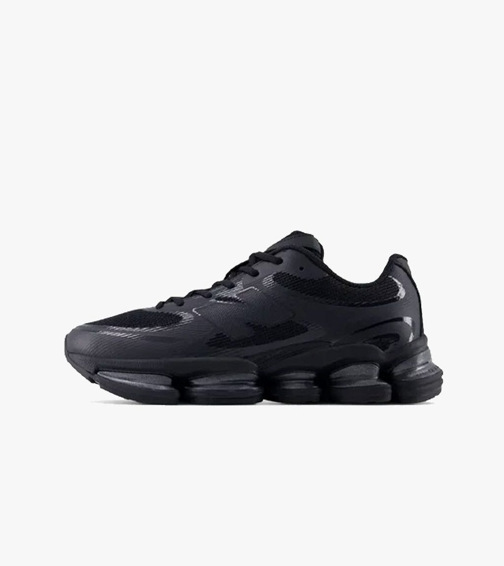 Musta NEW BALANCE ABZORB 2000