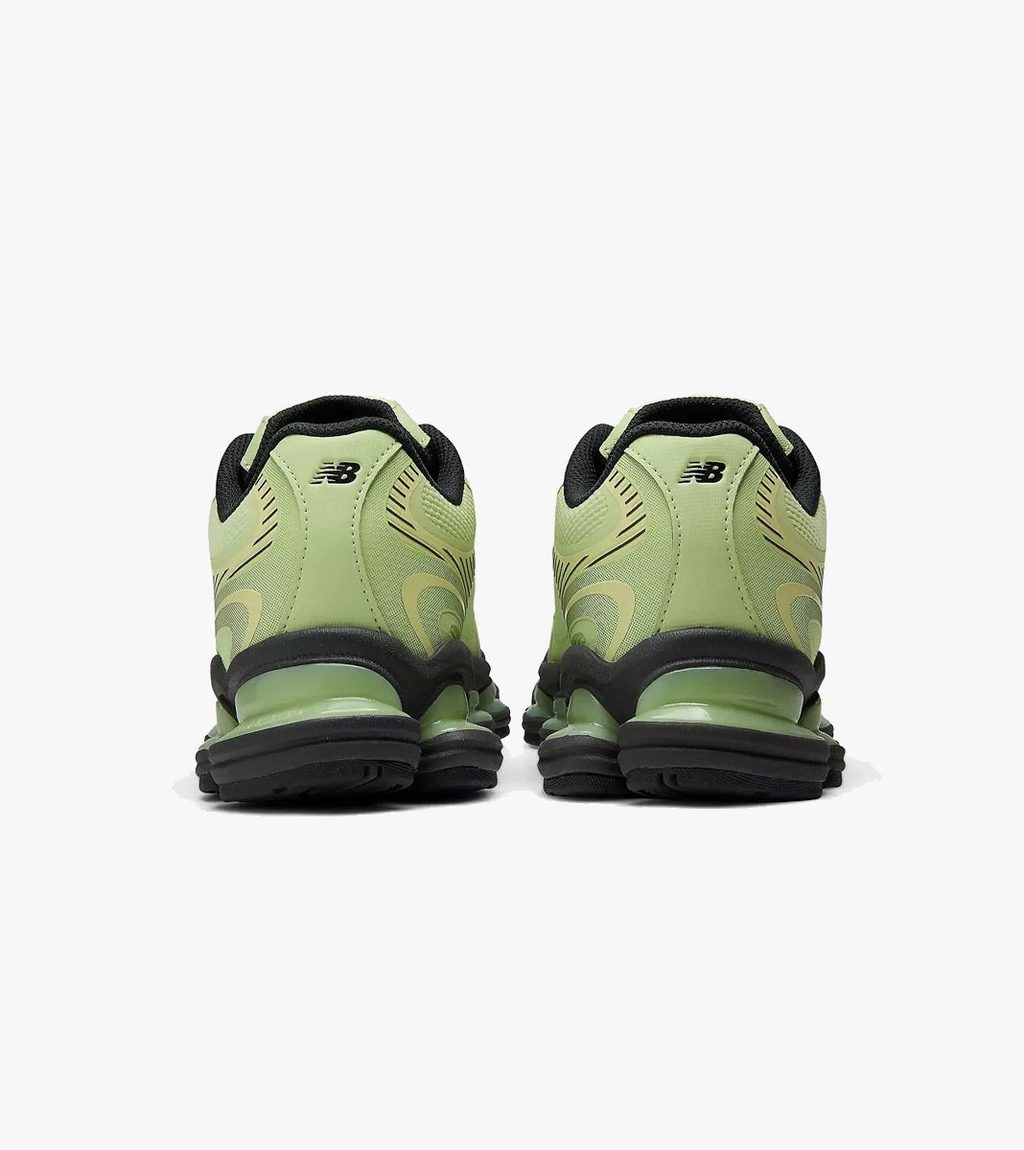Zaļa NEW BALANCE ABZORB 2000