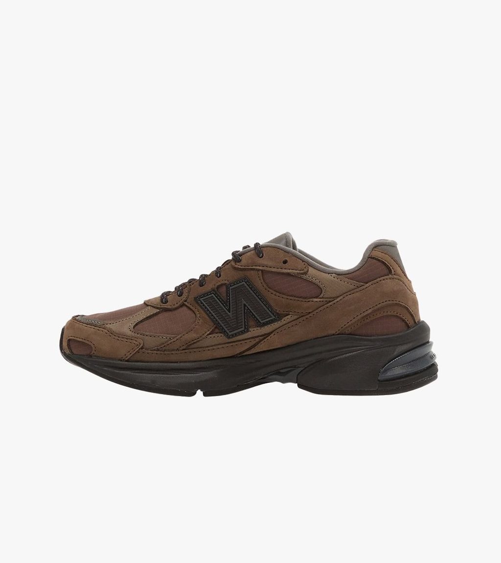 Brown NEW BALANCE ABZORB 2010