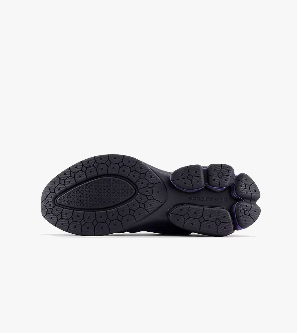 Juoda New balance abzorb 5030