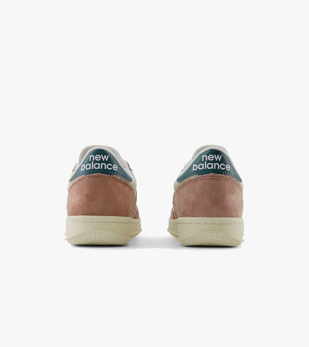 Brown NEW BALANCE CT500