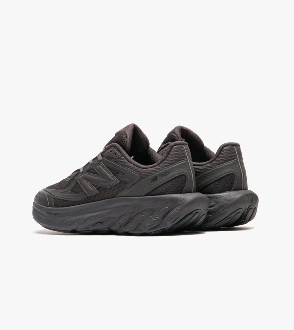 Black NEW BALANCE FRESH FOAM TRAINER