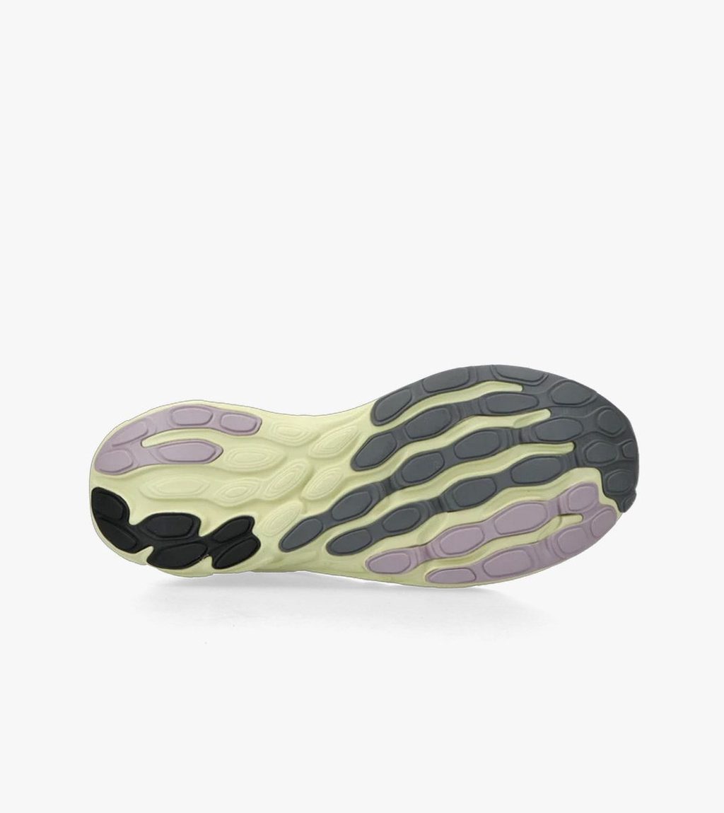 Pruun New balance fresh foam trainer