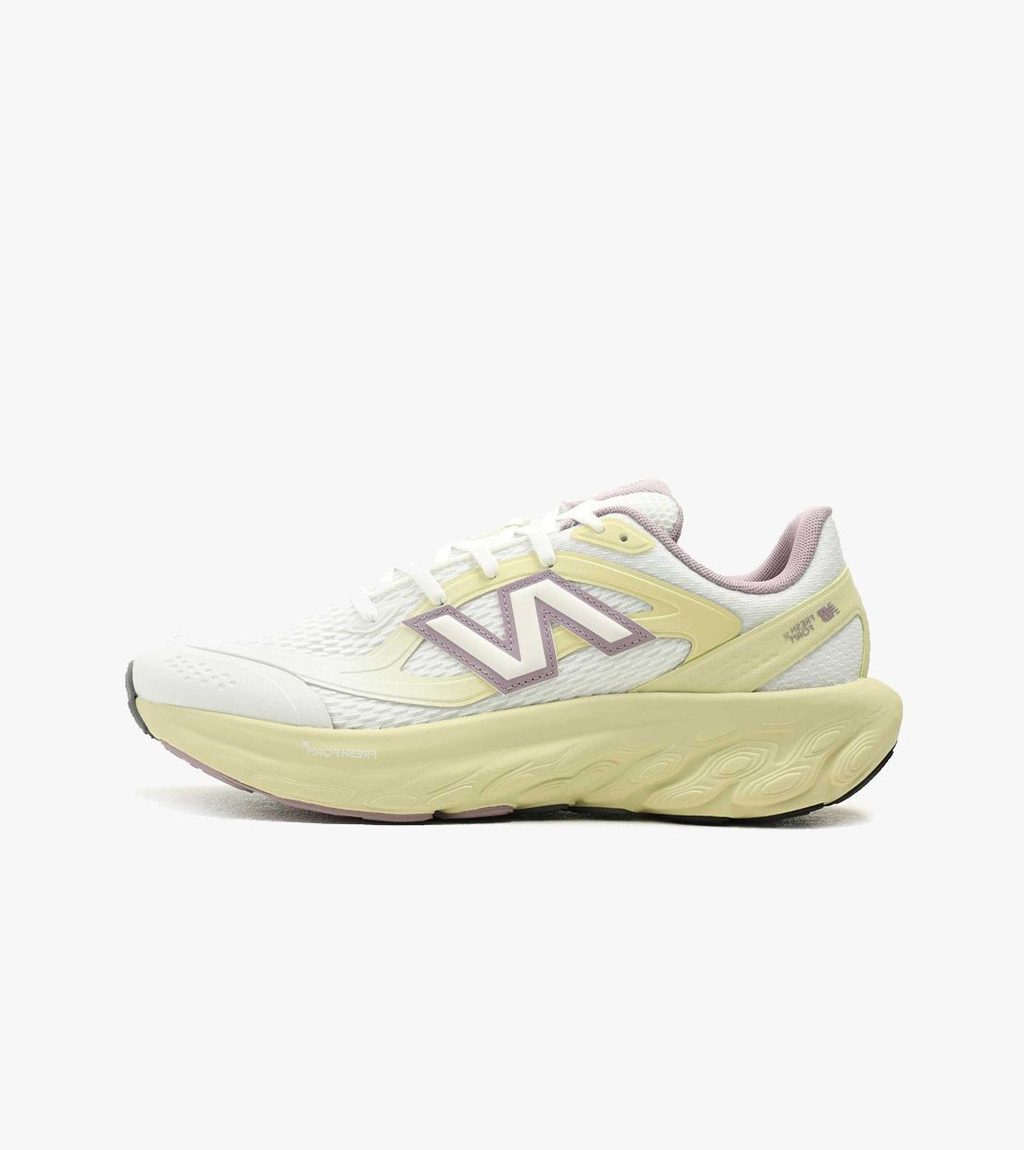 Pruun New balance fresh foam trainer