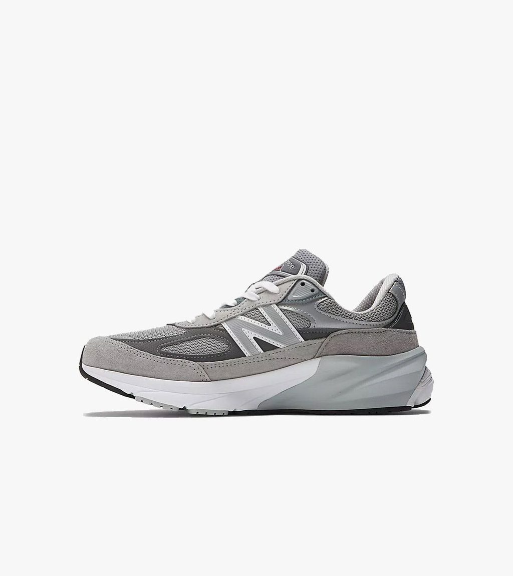 Grey NEW BALANCE MADE IN USA 990 V6