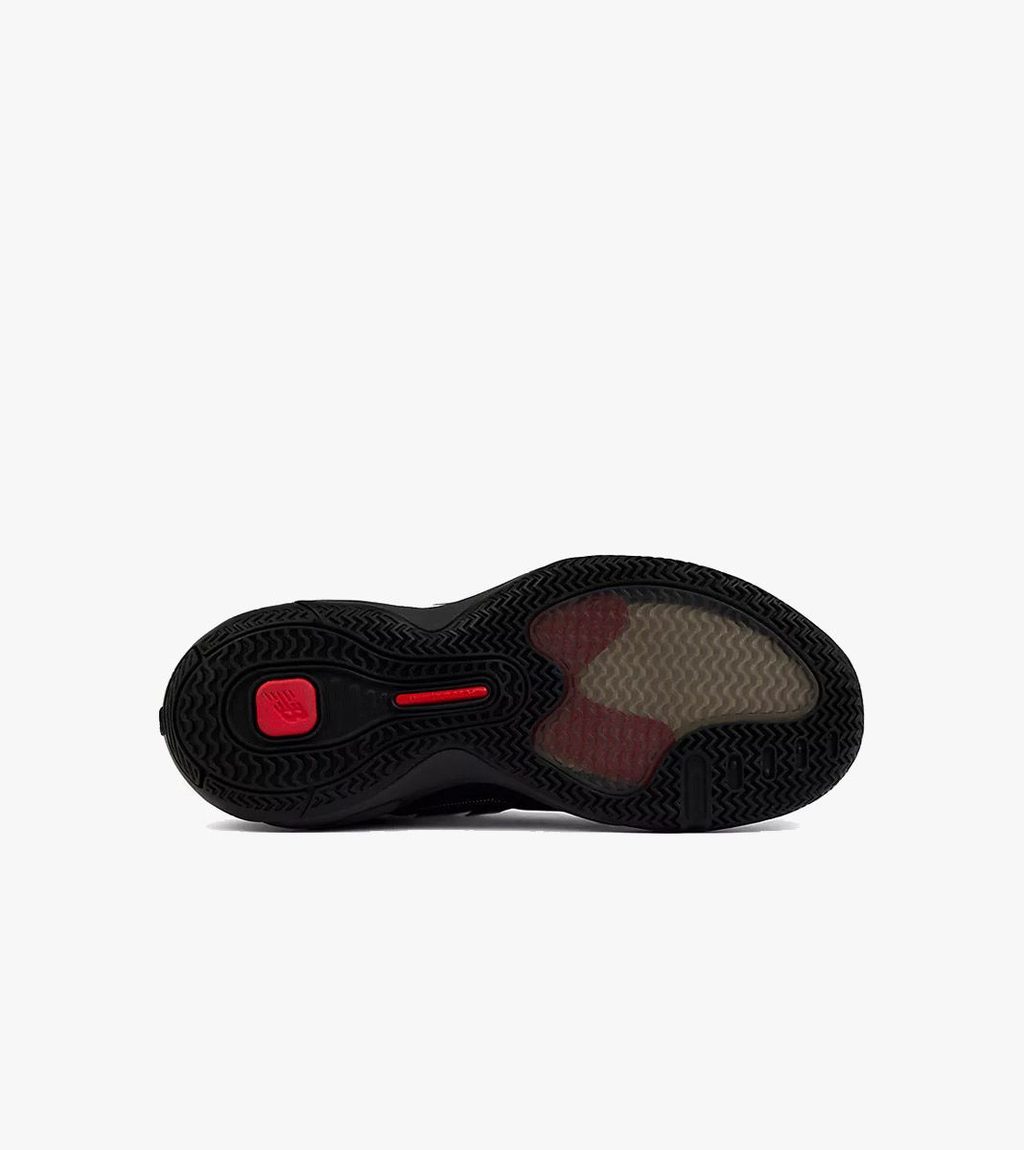 Musta NEW BALANCE P400 LOW