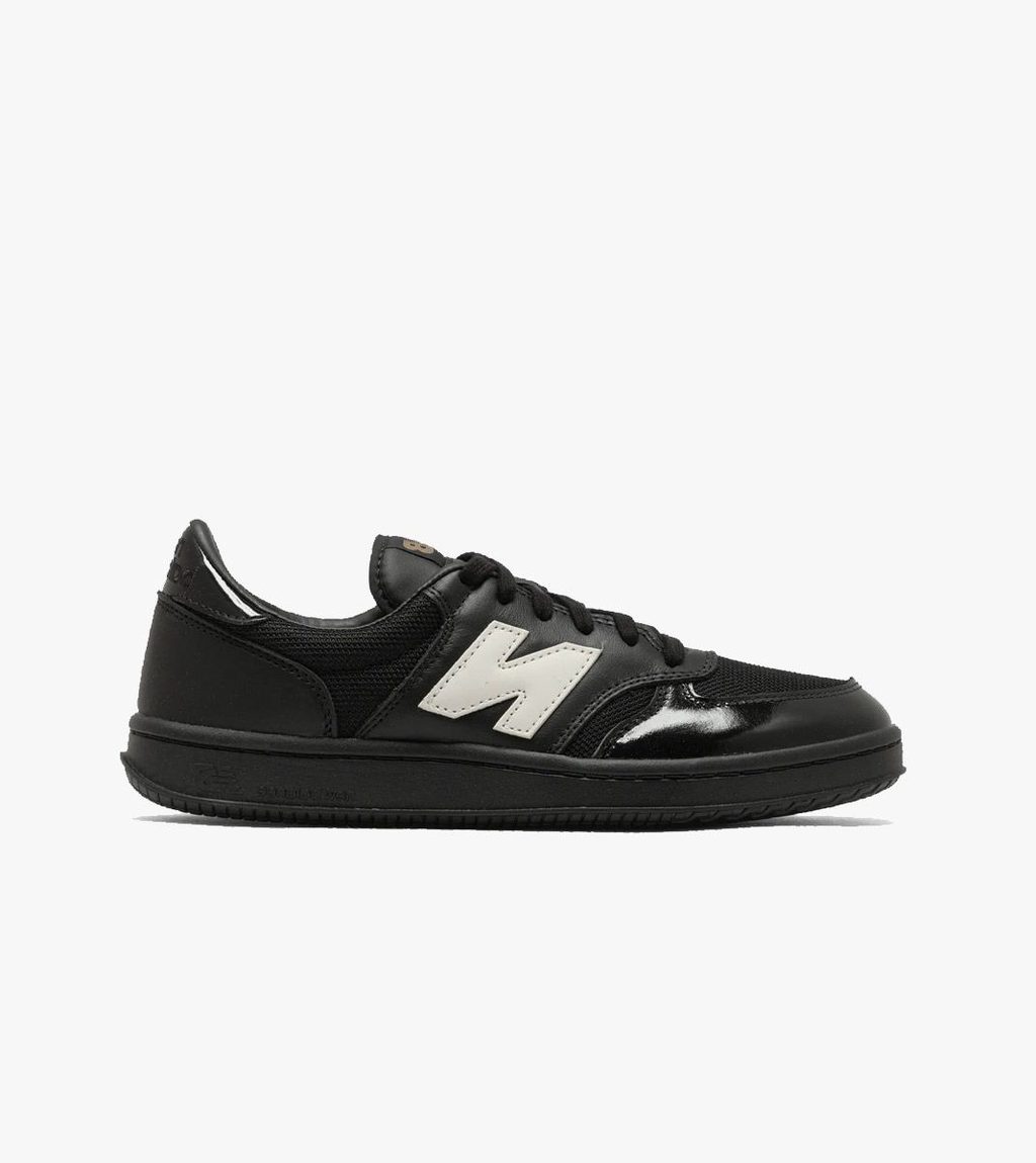 Svart New balance t500