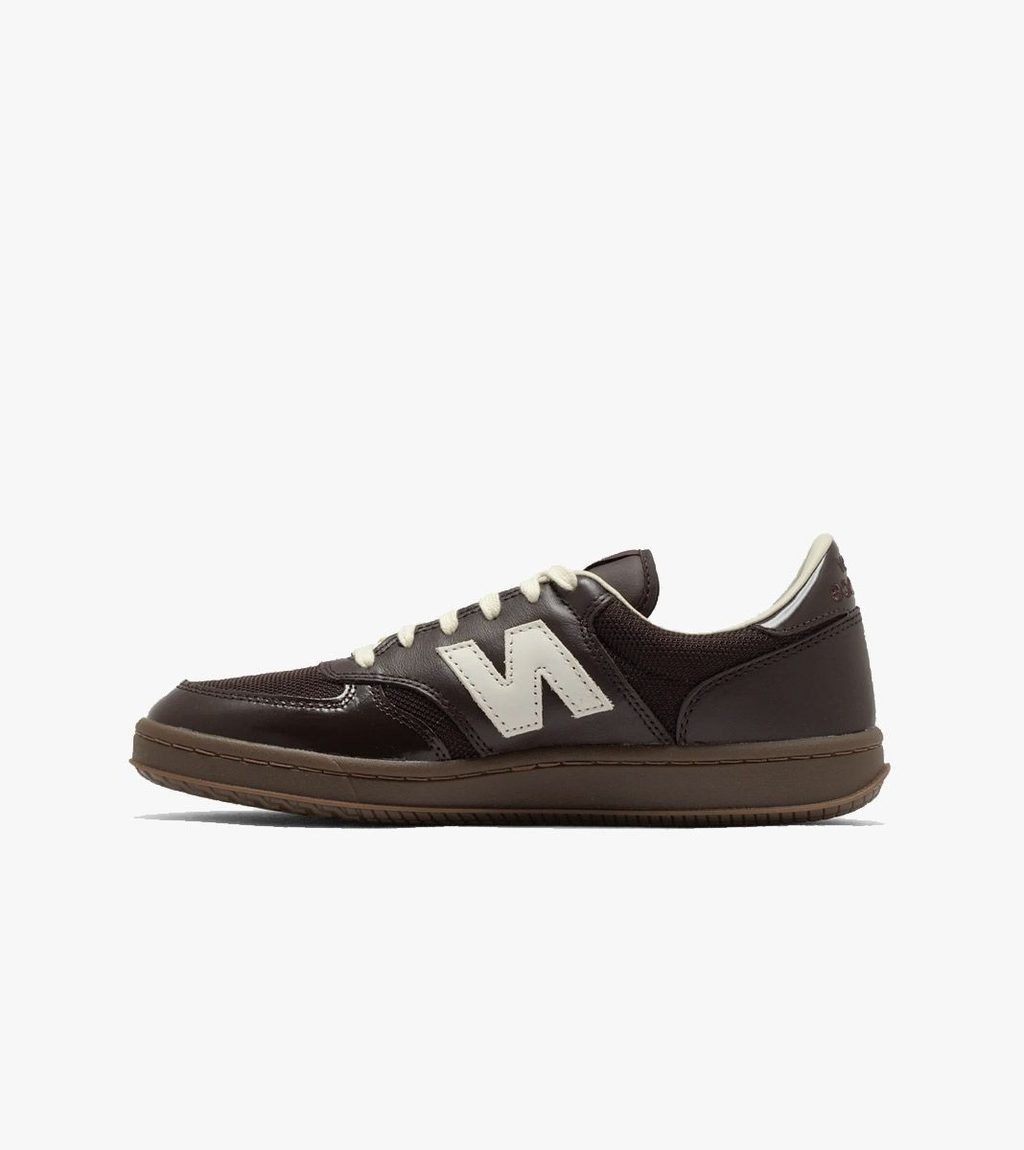 Ruskea NEW BALANCE T500