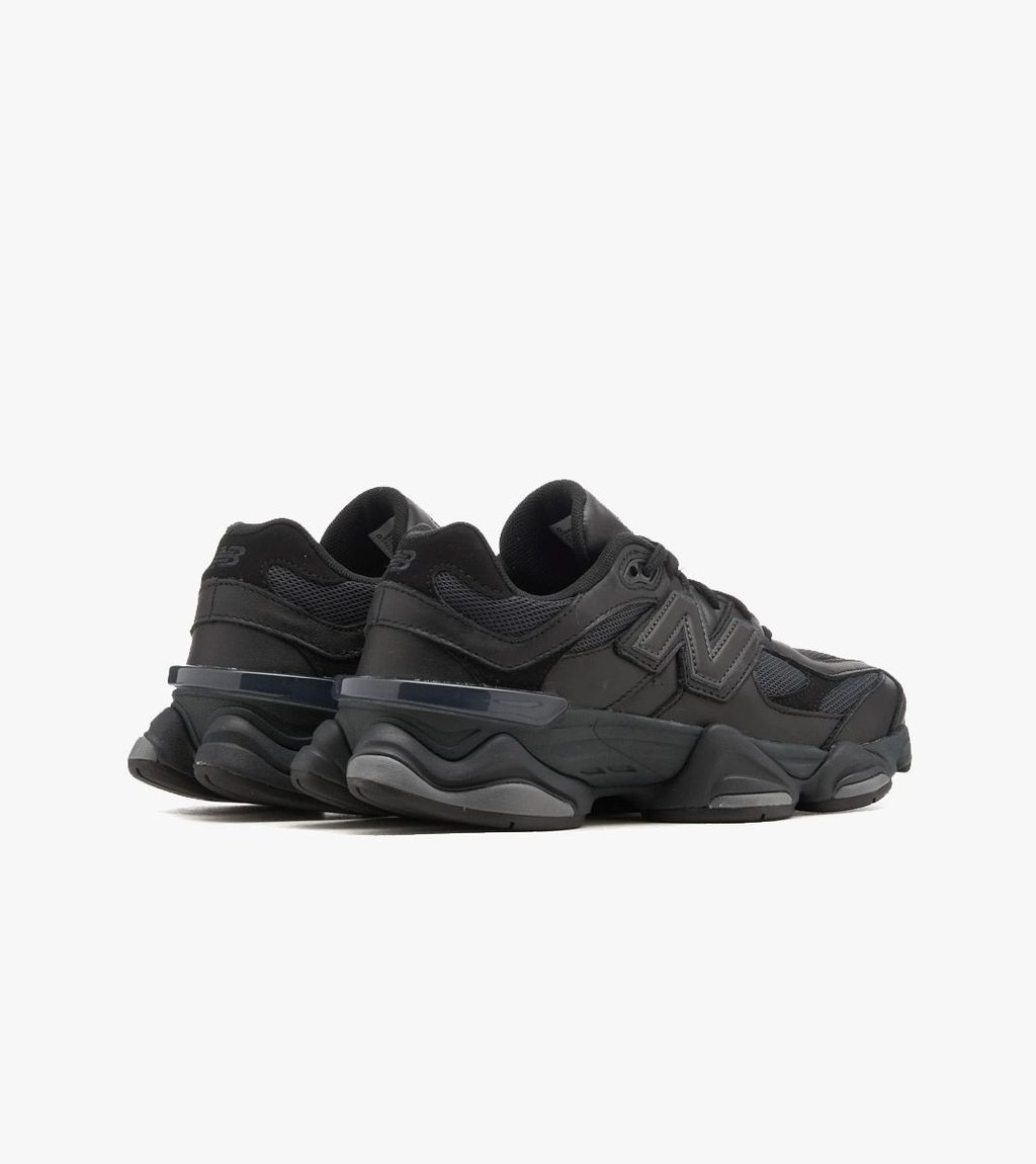 Melna NEW BALANCE U9060