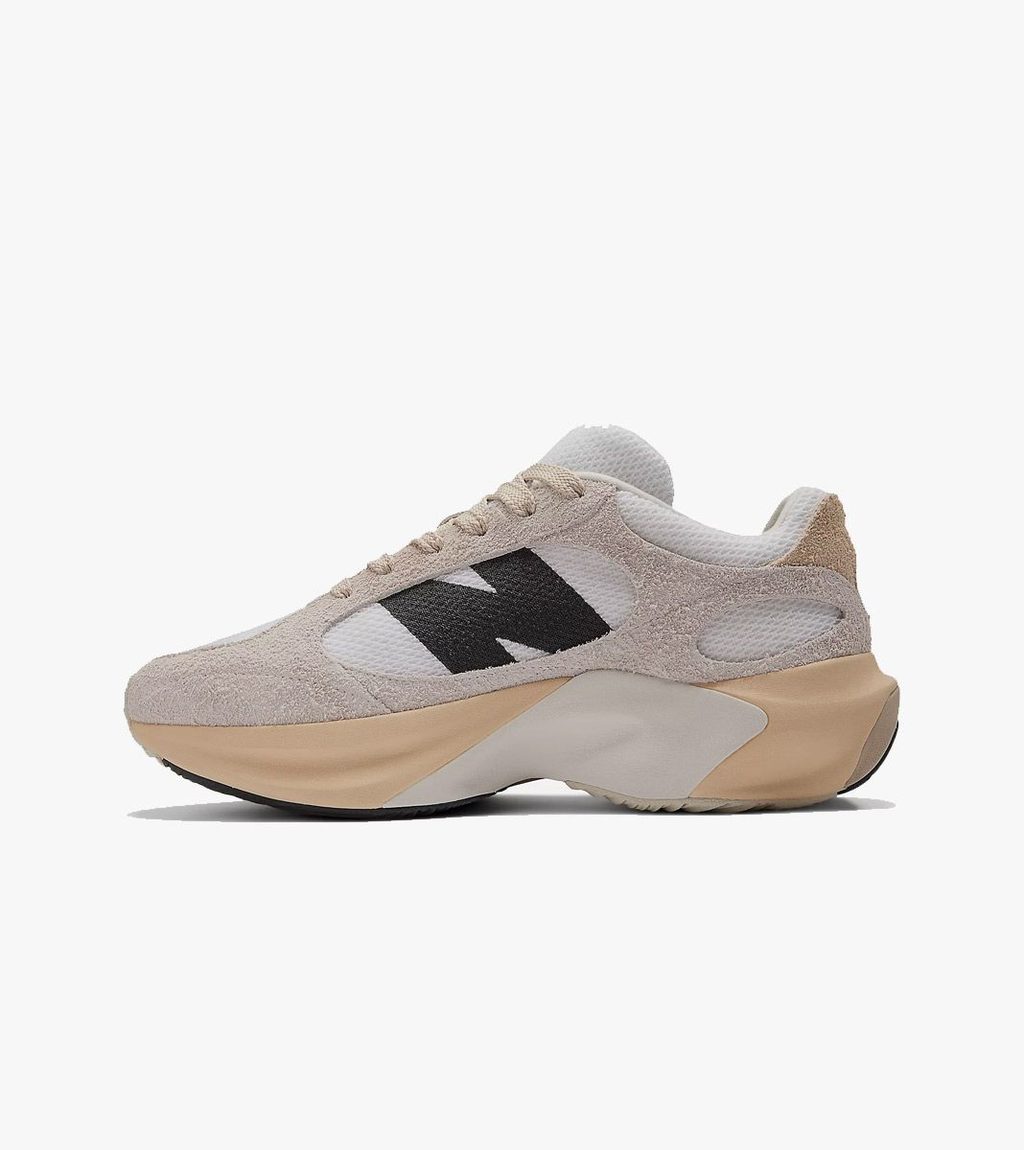 White NEW BALANCE WARPED RUNNERS
