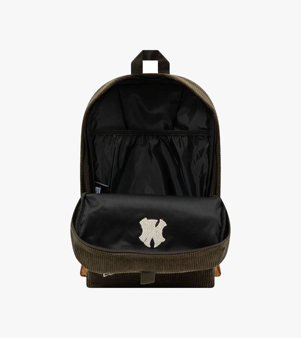 Žalia Cord stadium bag