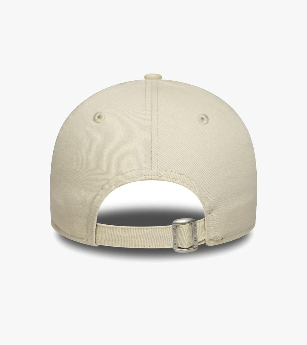 Beige Female phrase 9twenty®