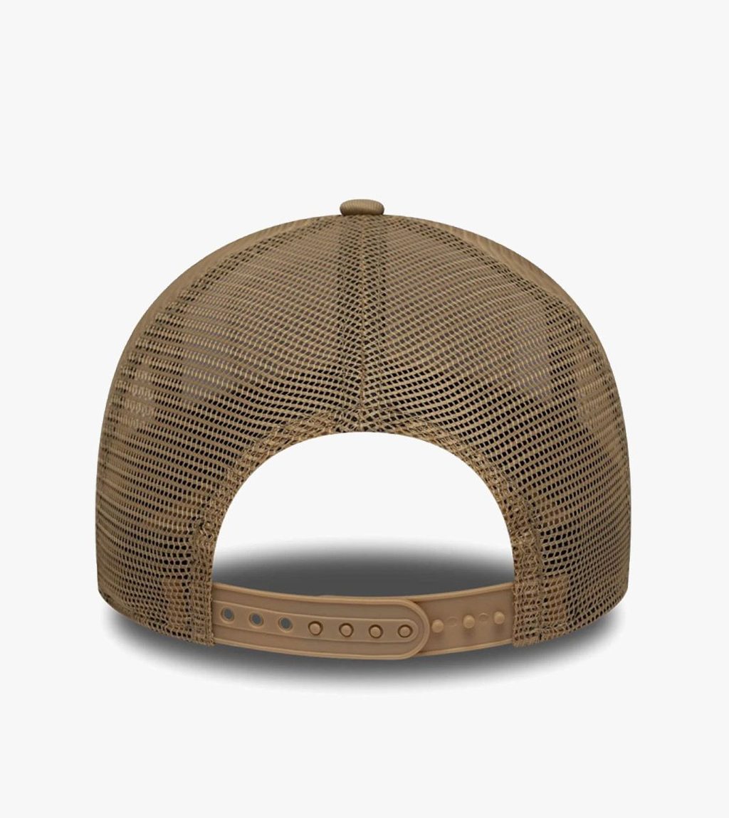 Smėlinė Location patch trucker