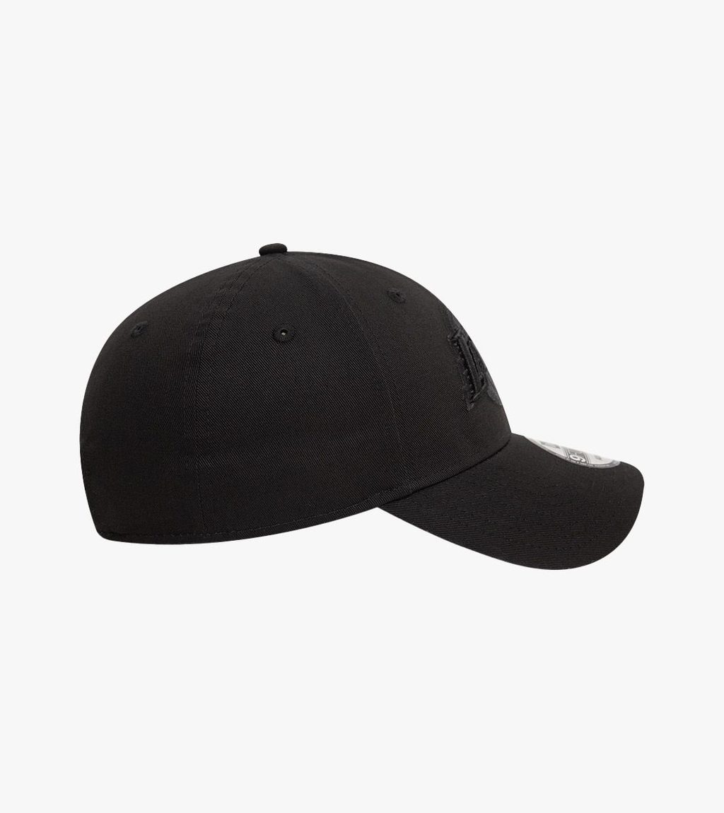 Black NBA ESSENTIAL 9FORTY LAKERS