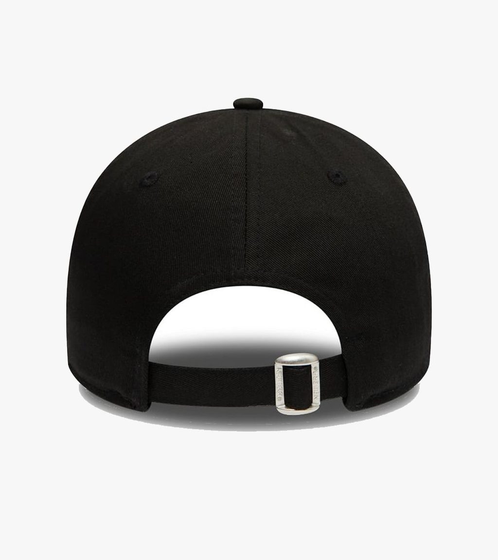 Musta NBA ESSENTIAL OUTLINE 940 BULLS