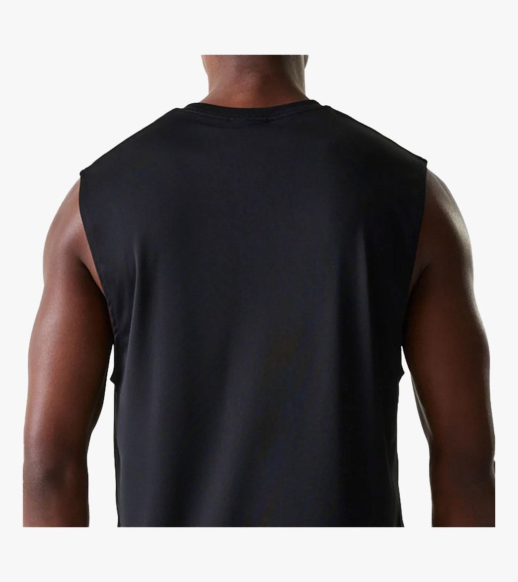 Juoda Nba essentials slvlss tee