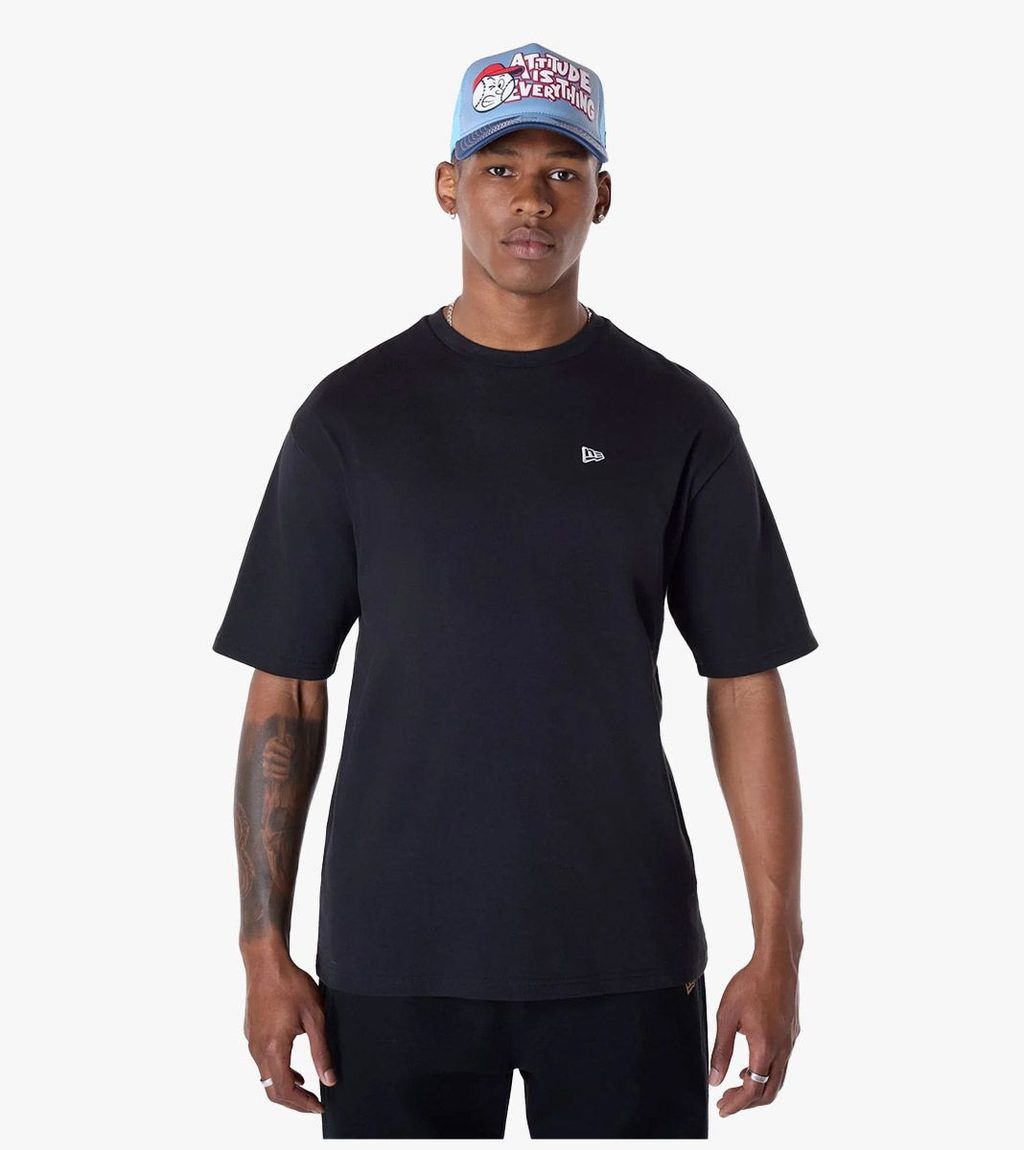Musta NE BASEBALL GRPHC OS TEE