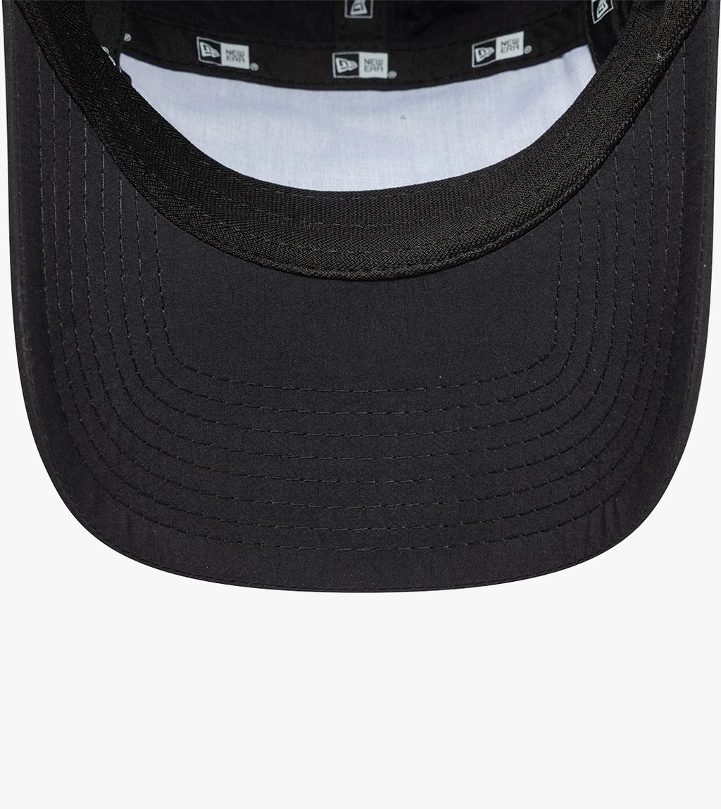 Must Ne tech runner newera