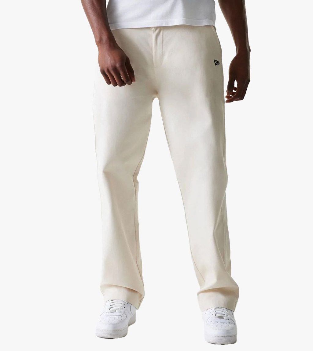 Valge New era chino