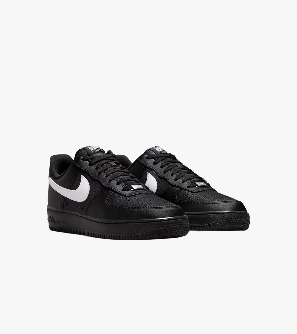 Svart Air force 1 ´07 lv8
