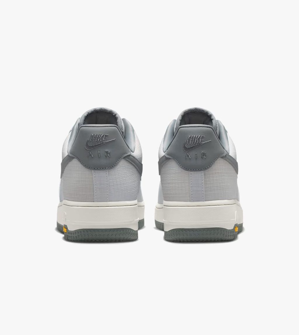 Valkoinen AIR FORCE 1 ´07 LX VIBRAM