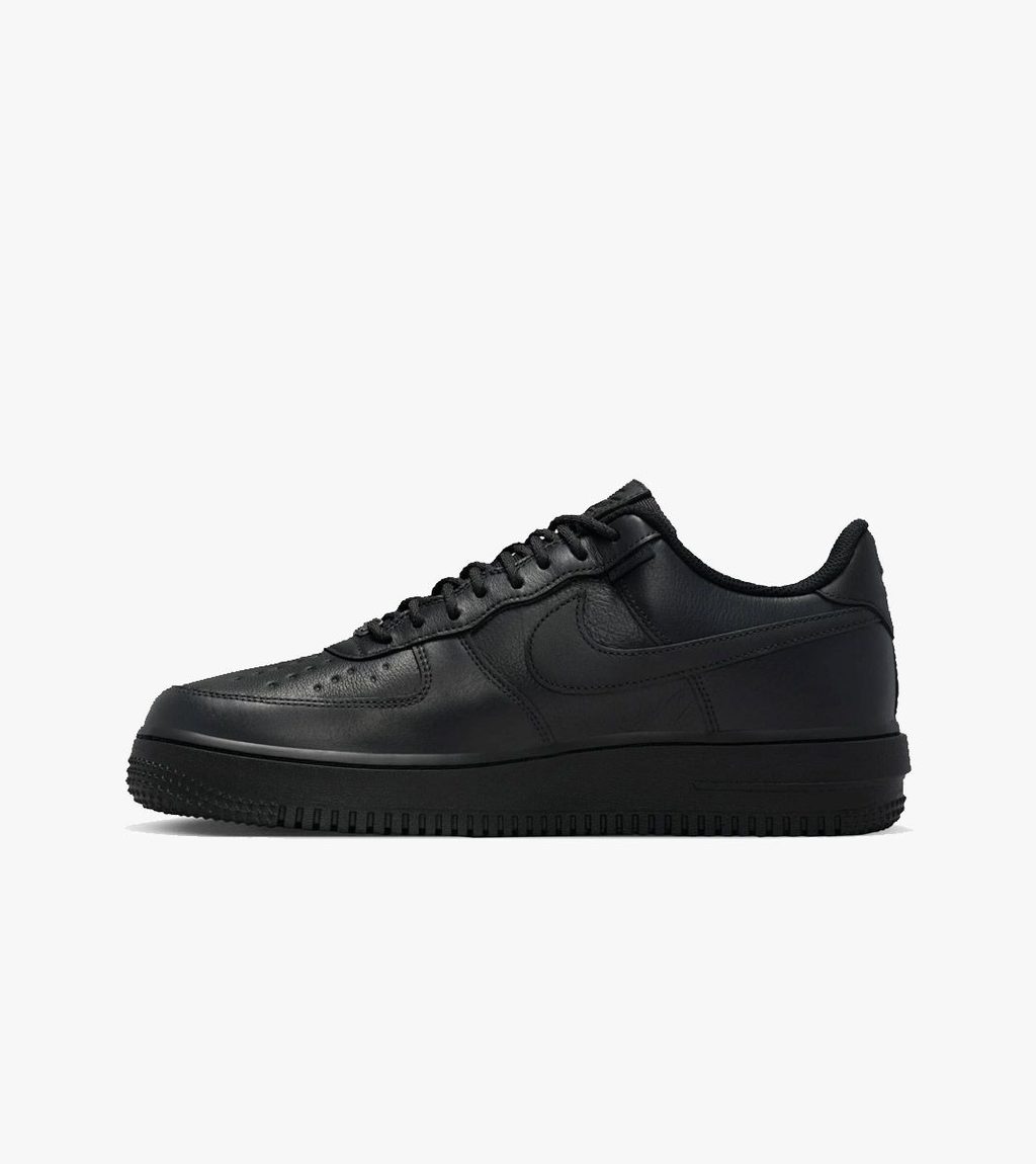 Svart Air force 1 gtx vibram