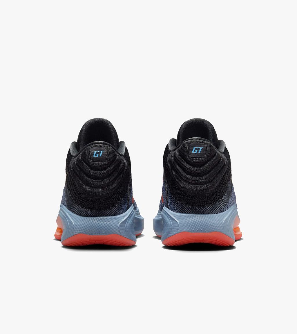 Monivärinen G.T. HUSTLE 3