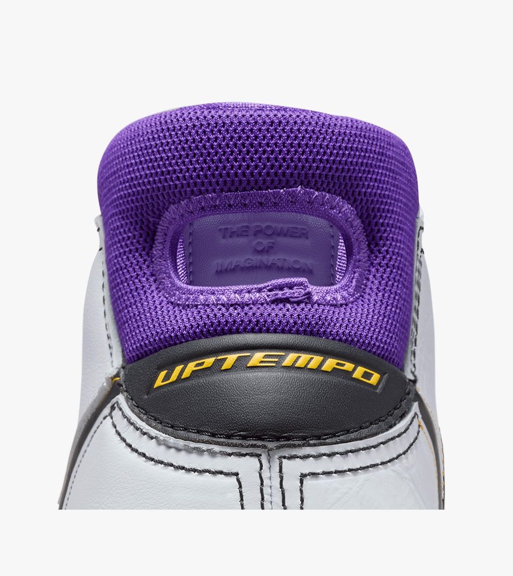 Valge Kobe i protro