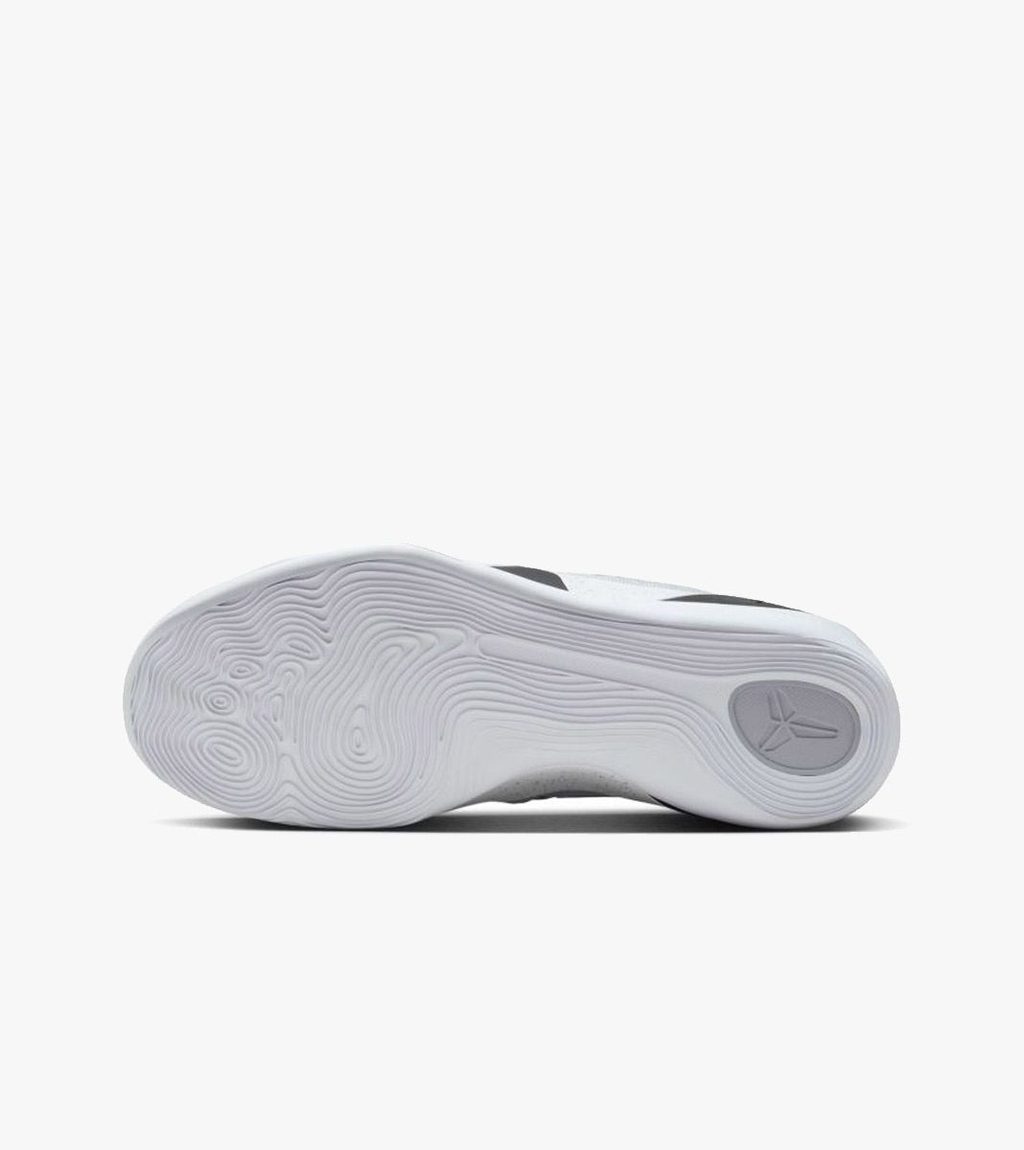 Grått Kobe ix elite low em protro