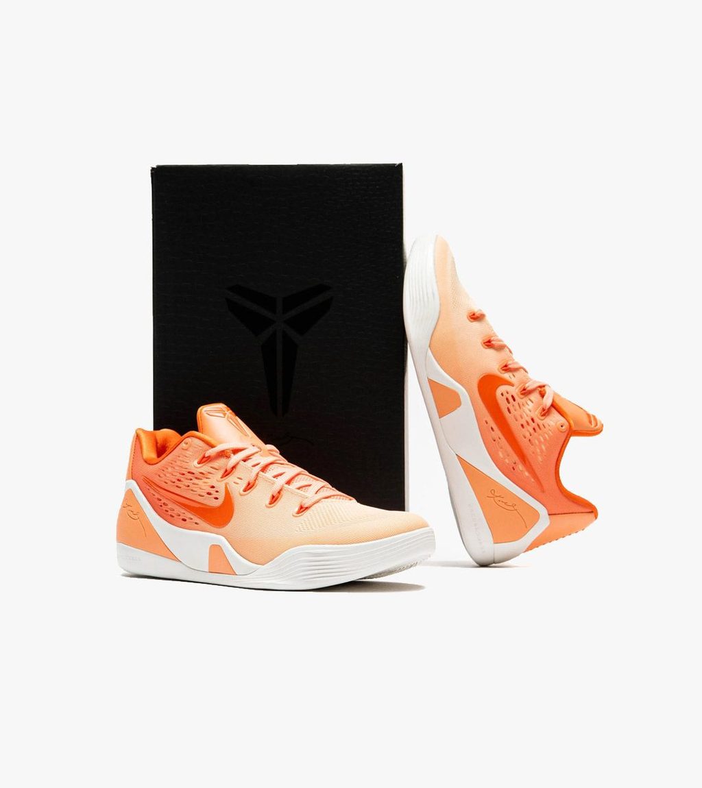 Oranssi KOBE IX ELITE LOW EM PROTRO