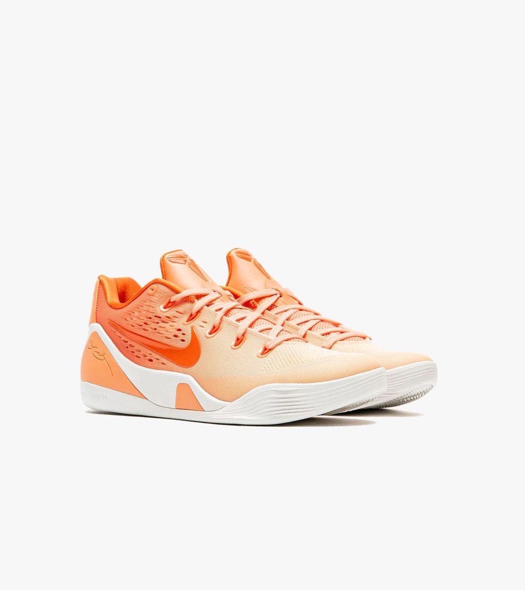 Oranssi KOBE IX ELITE LOW EM PROTRO