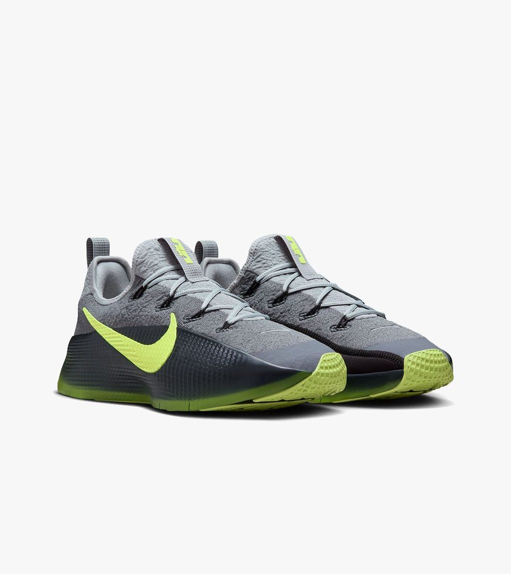 Zaļa LEBRON TR 1