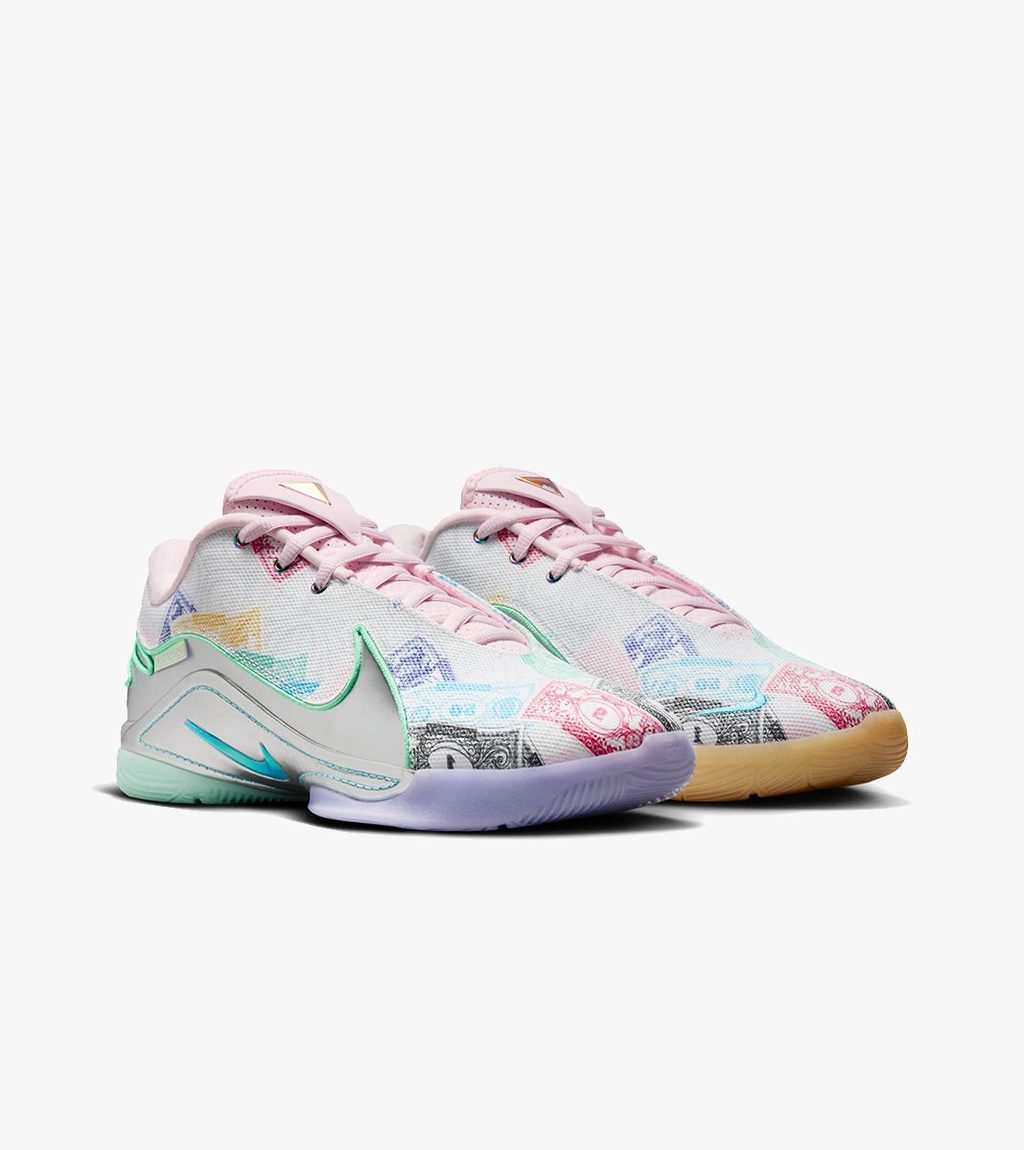 Flerfärgad Lebron xxii qs