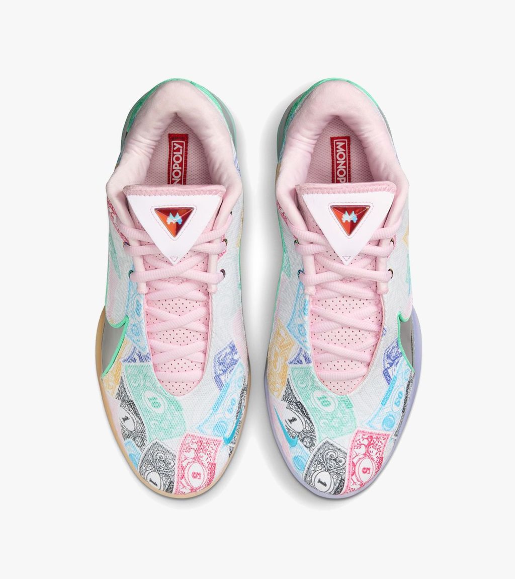 Flerfärgad Lebron xxii qs