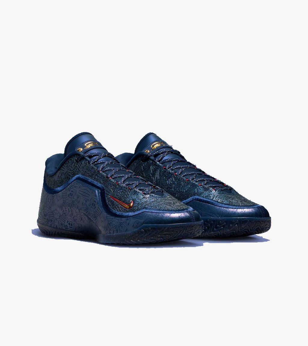 Sininen LEBRON XXIII