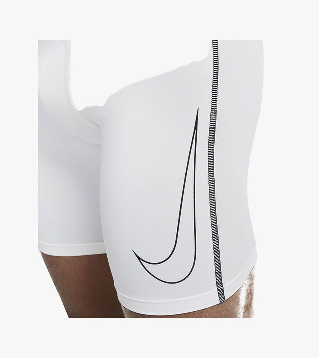White M NP DF SHORT