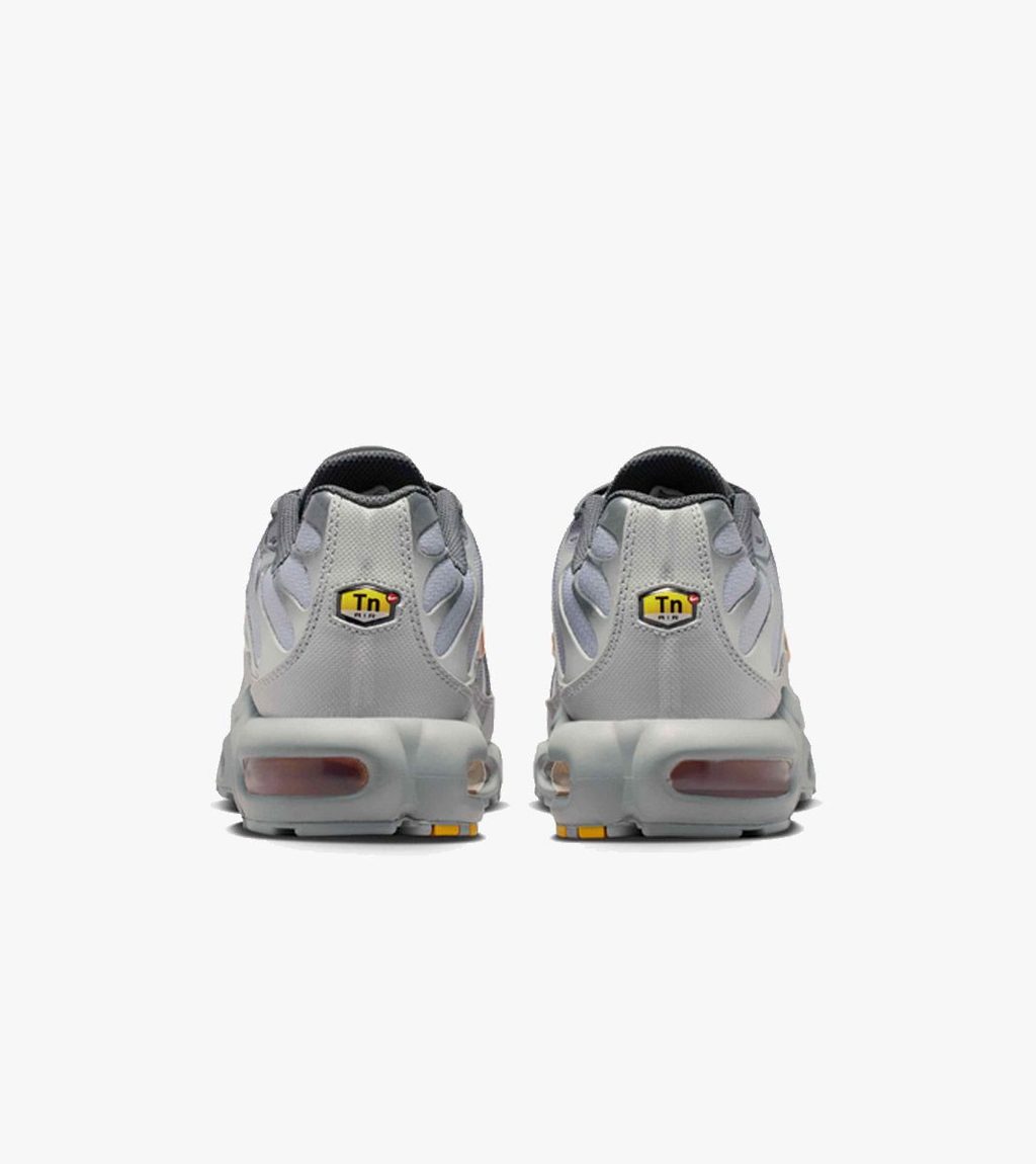 Grått Nike air max plus