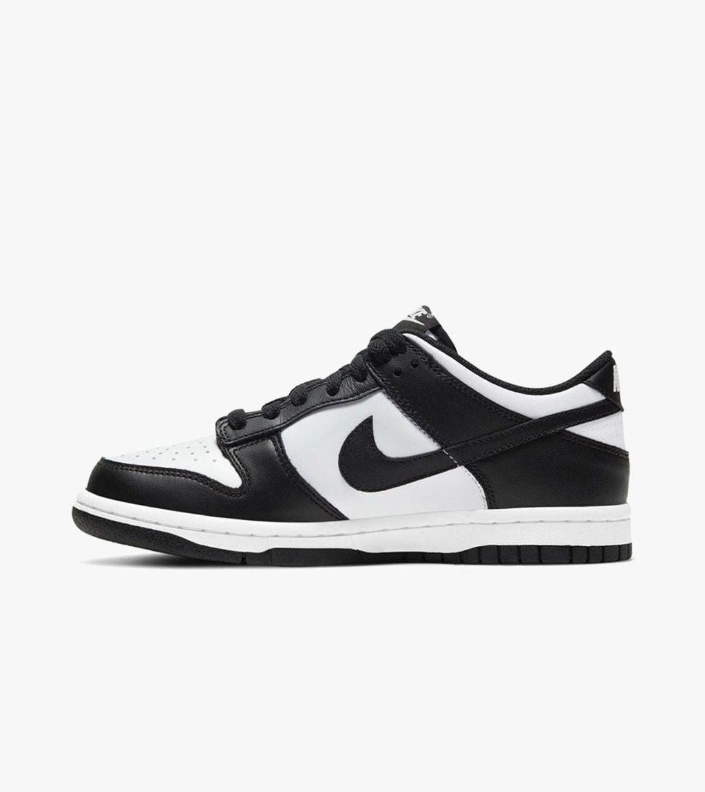 Melna NIKE DUNK LOW GS