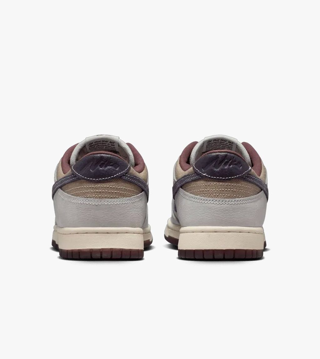 Valkoinen NIKE DUNK LOW RETRO SE
