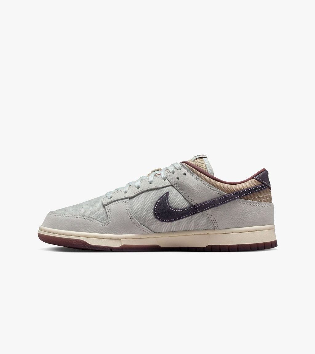 Valkoinen NIKE DUNK LOW RETRO SE