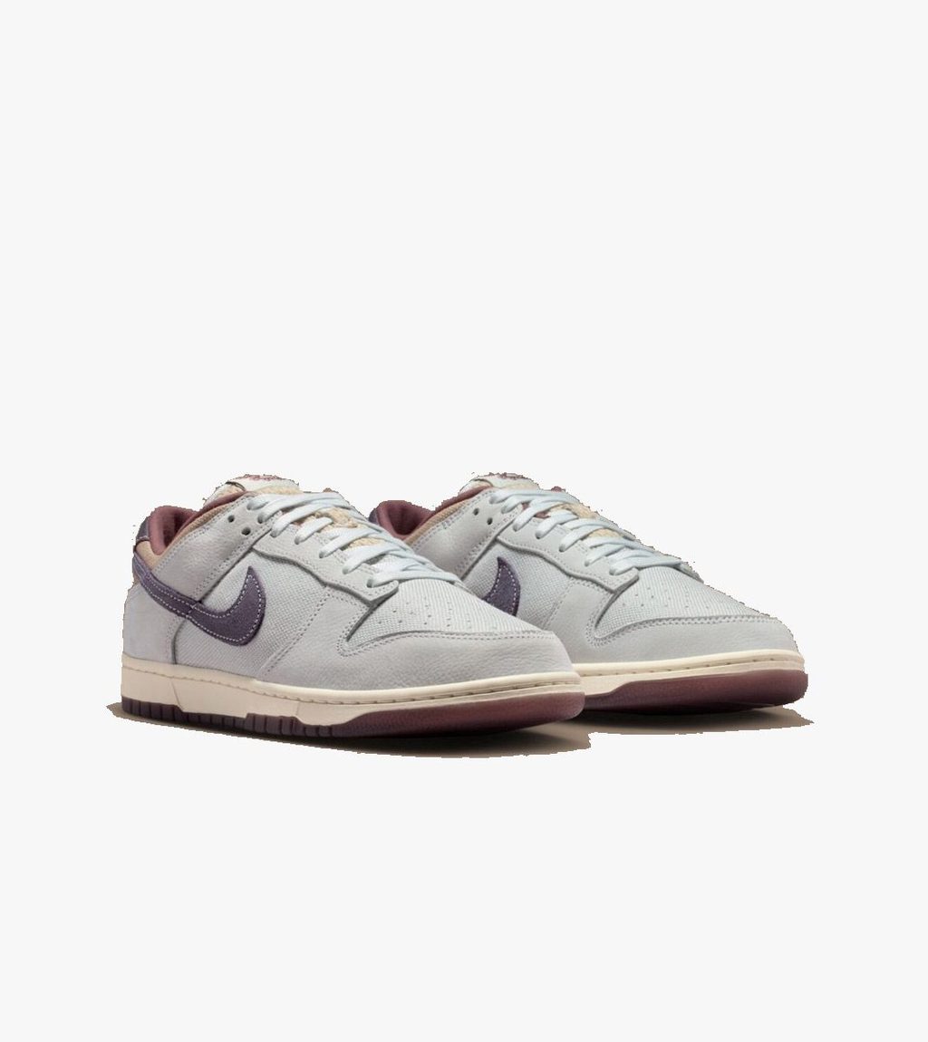 Valkoinen NIKE DUNK LOW RETRO SE