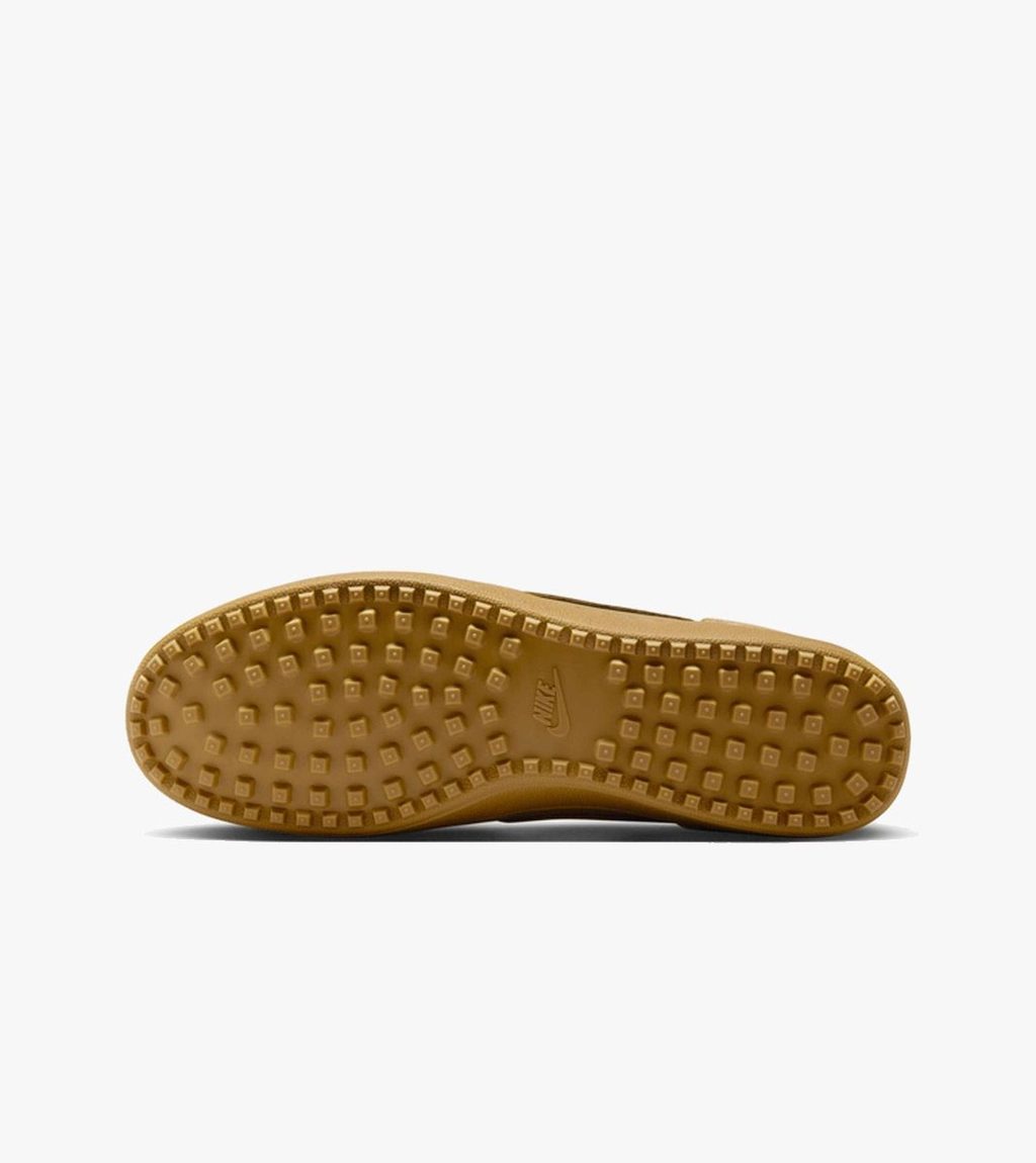 Brown NIKE FIELD GENERAL