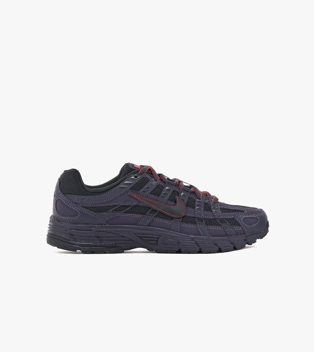 Juoda Nike p-6000 se