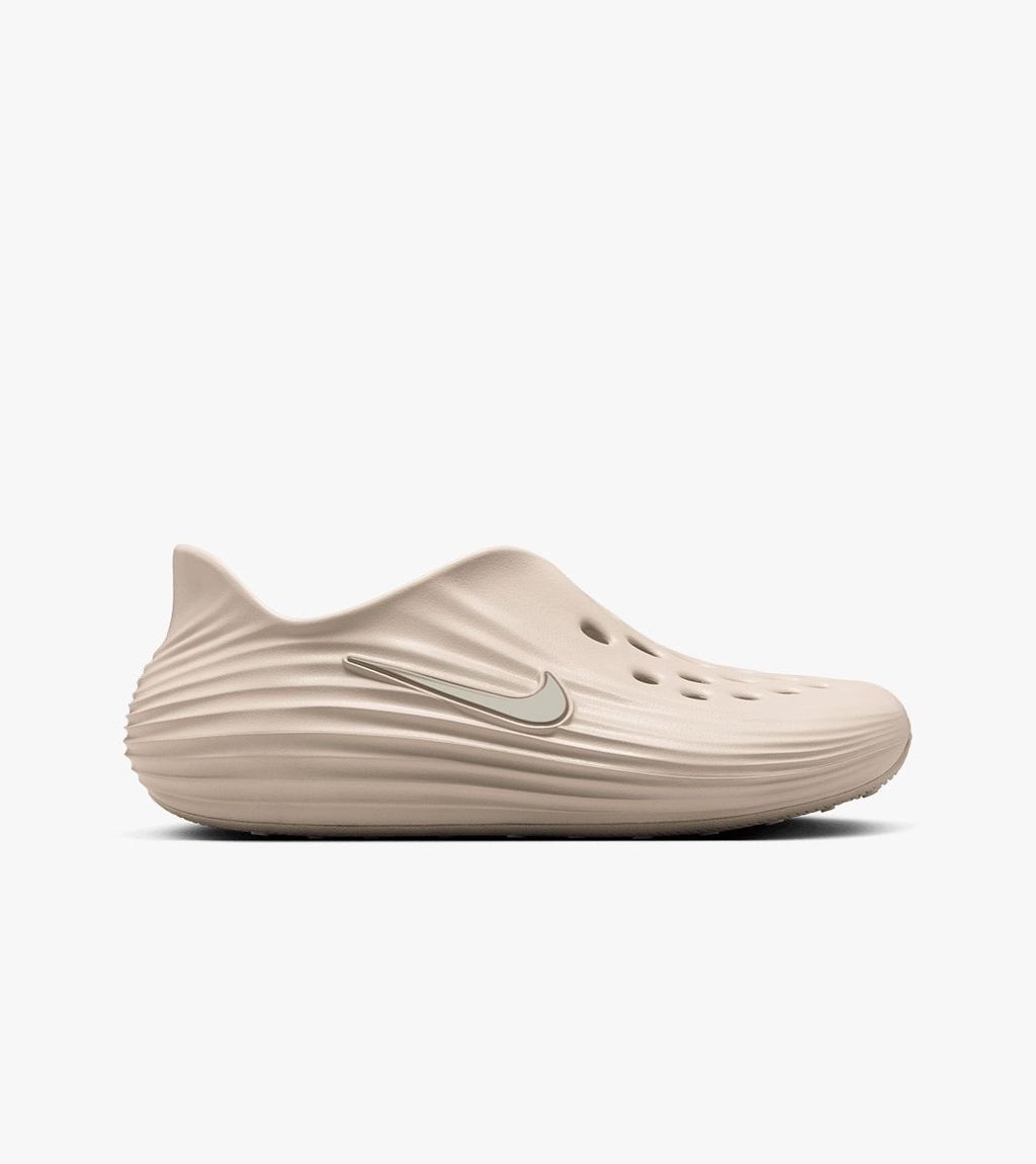 Valge Nike reactx rejuven8